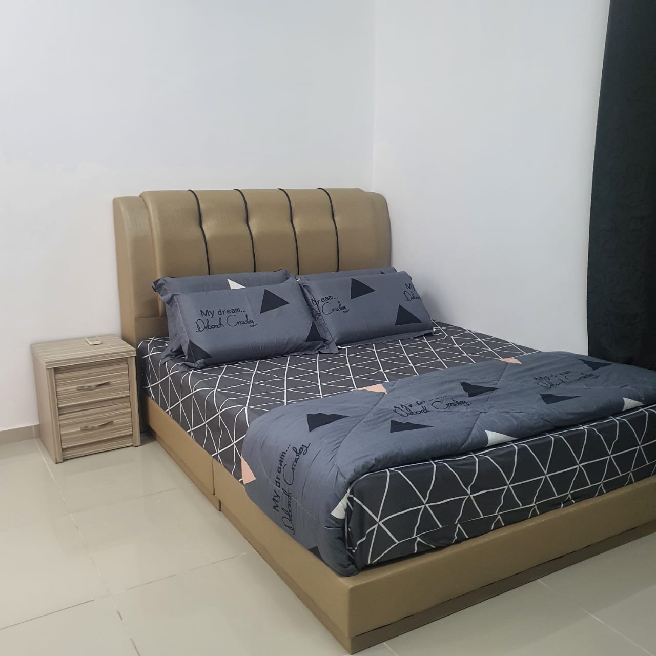Bilik Kiri 1